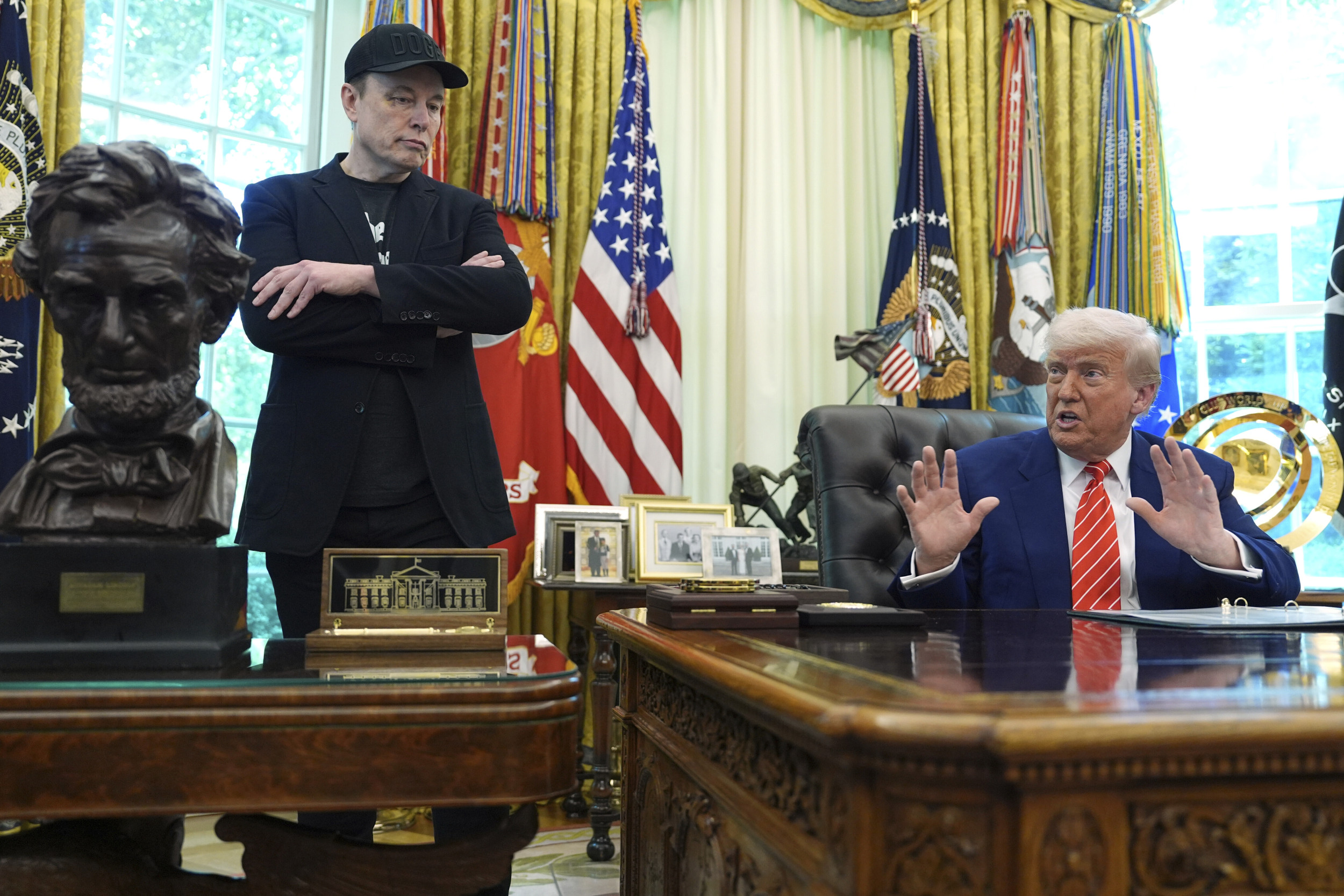 www.newsweek.com